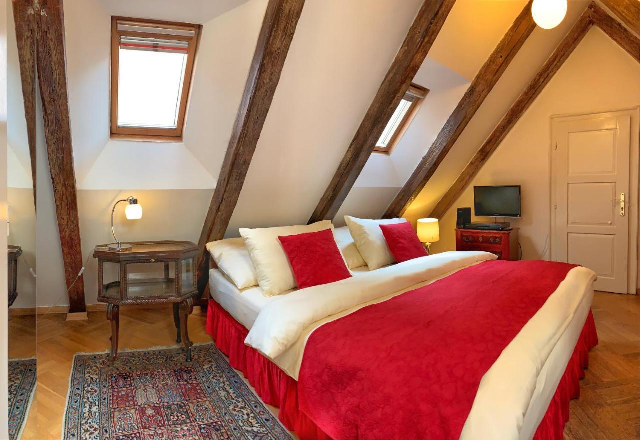 Small Luxury Palace 4* Praha